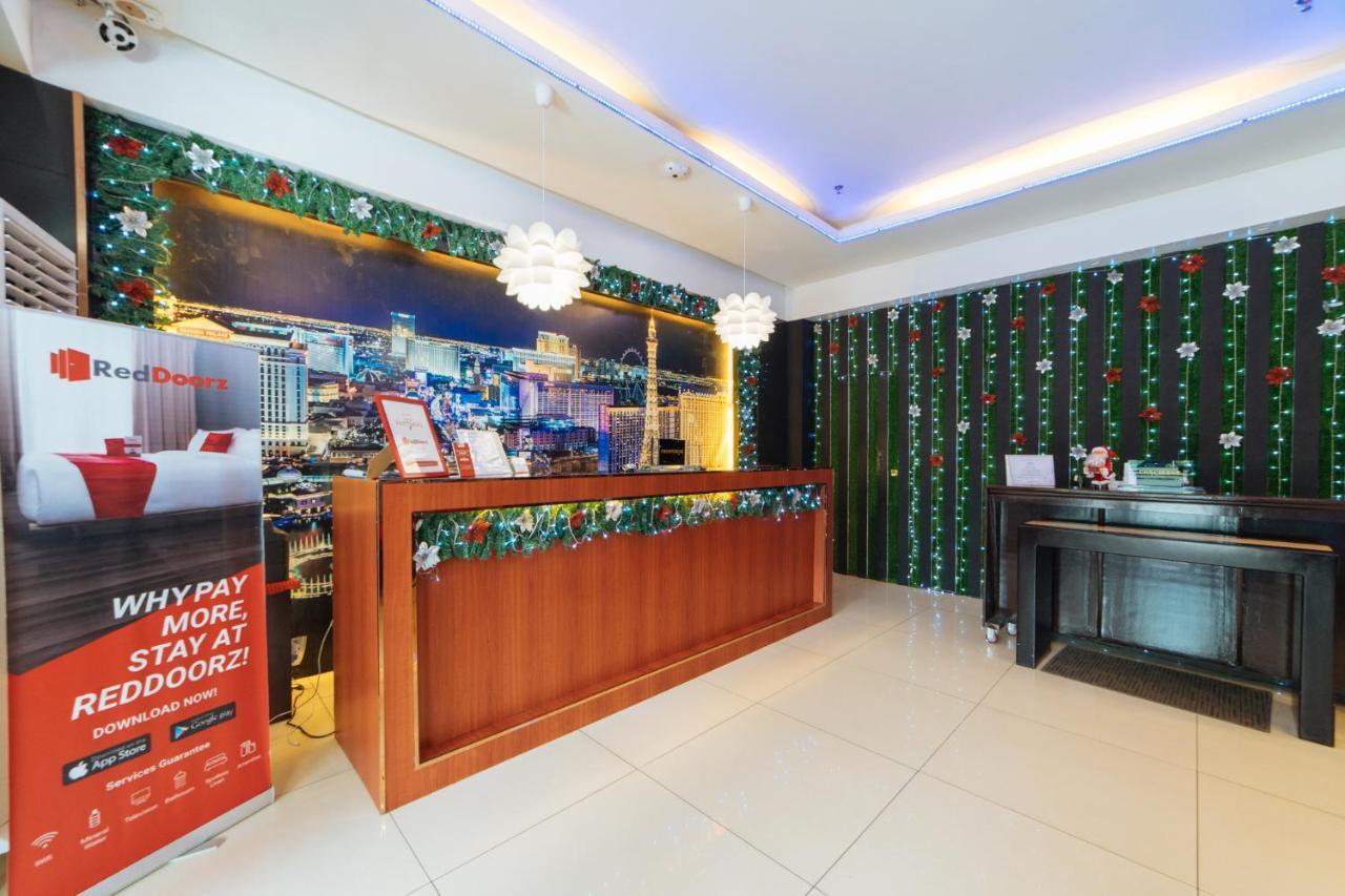 Hotel Reddoorz Premium Near Trinoma Quezon City Exterior foto