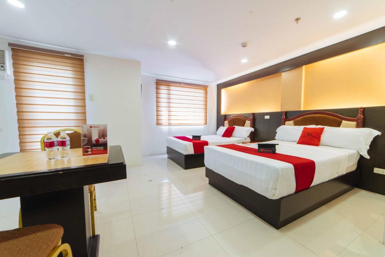 Hotel Reddoorz Premium Near Trinoma Quezon City Exterior foto