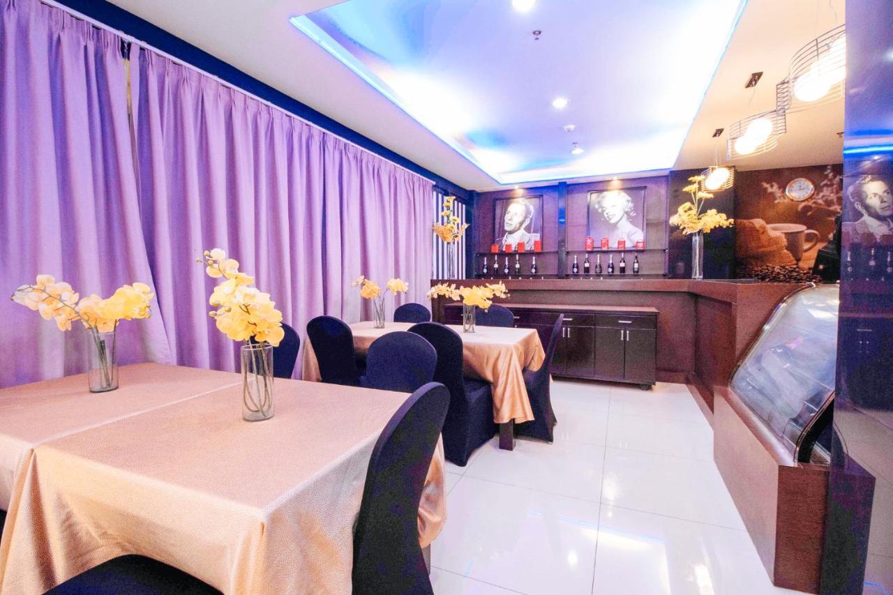 Hotel Reddoorz Premium Near Trinoma Quezon City Exterior foto