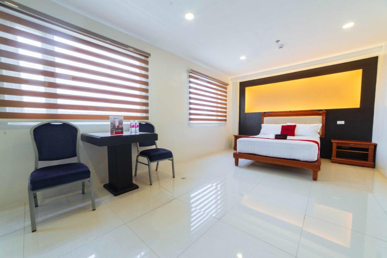 Hotel Reddoorz Premium Near Trinoma Quezon City Exterior foto